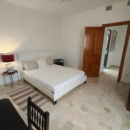 Casa Calderon خافييا